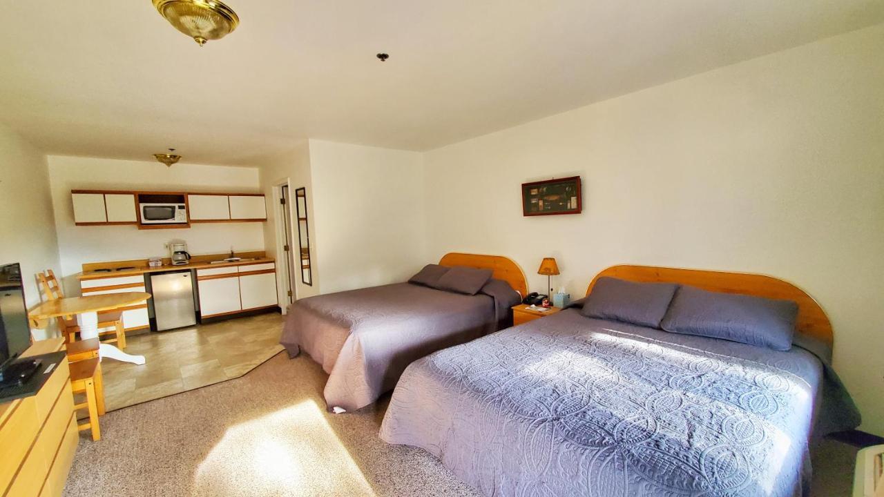 Corral Creek Lodge Кернвилл Экстерьер фото